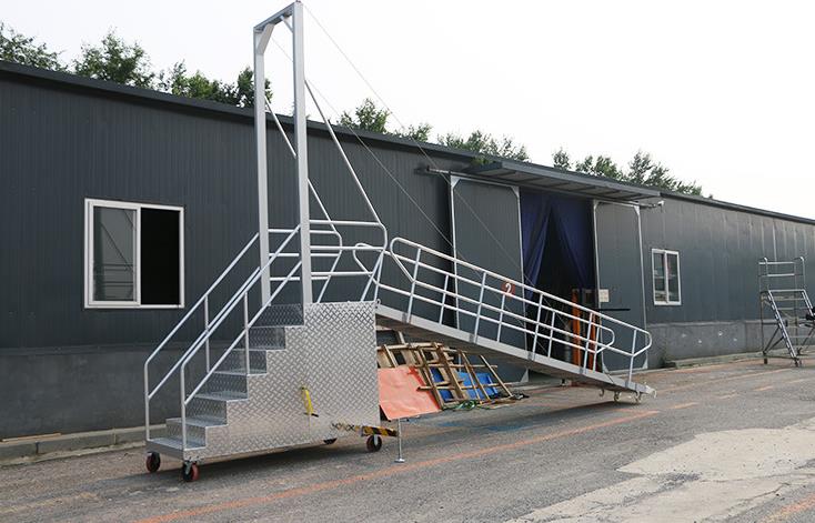 铝合金码头岸梯